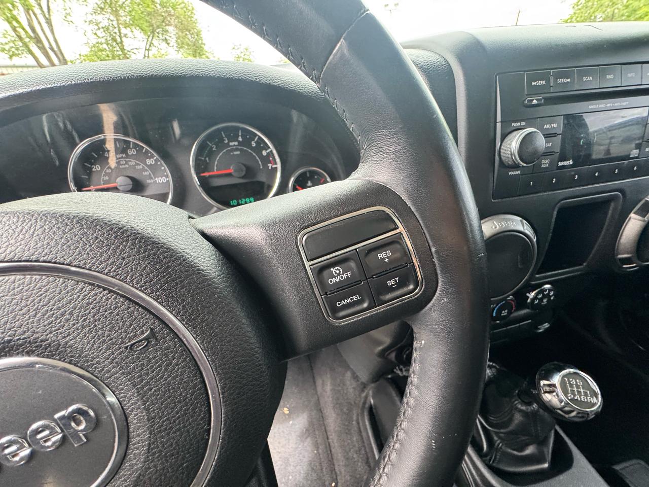 Jeep Wrangler Sport 4WD 2012