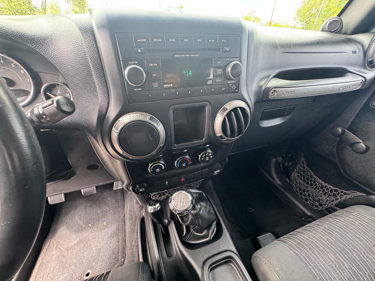 Jeep Wrangler Sport 4WD 2012