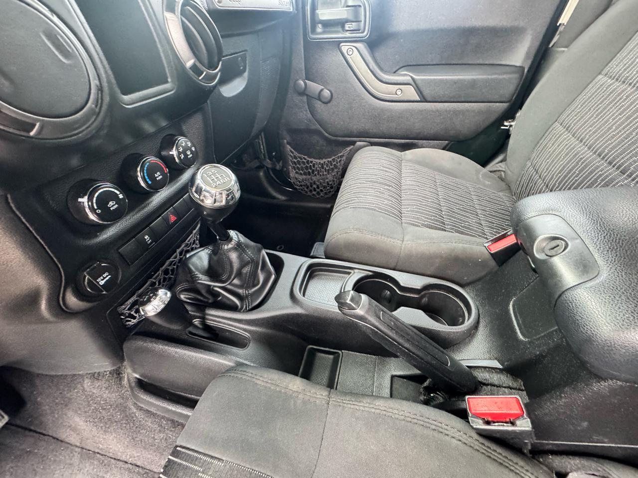 Jeep Wrangler Sport 4WD 2012