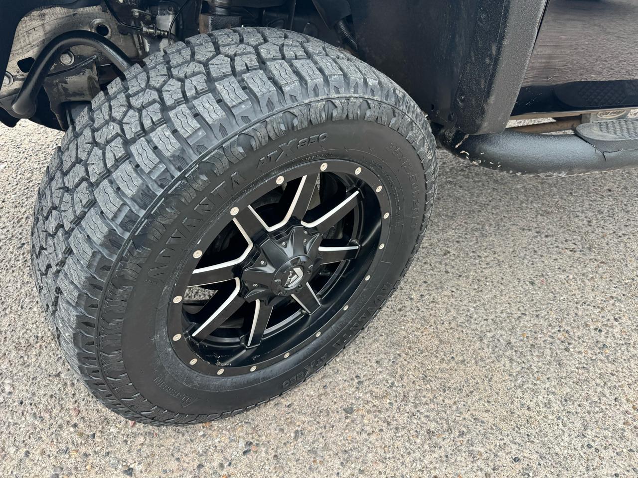 Chevrolet Silverado 2500HD LT Crew Cab 4WD 2013
