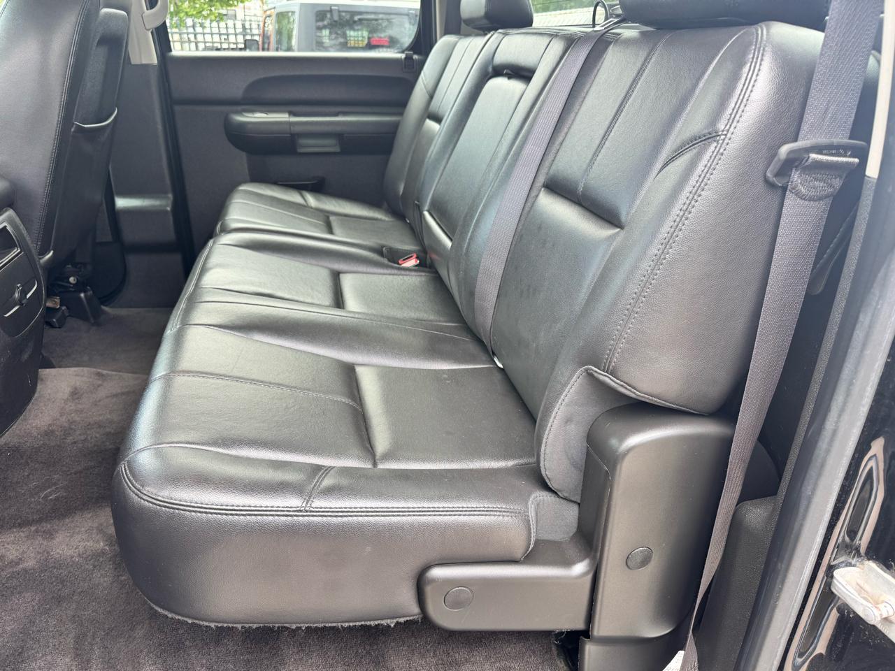 Chevrolet Silverado 2500HD LT Crew Cab 4WD 2013