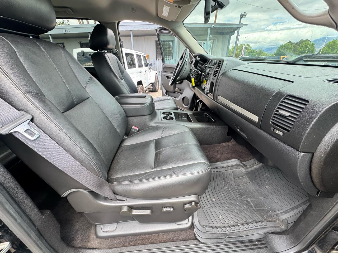 Chevrolet Silverado 2500HD LT Crew Cab 4WD 2013