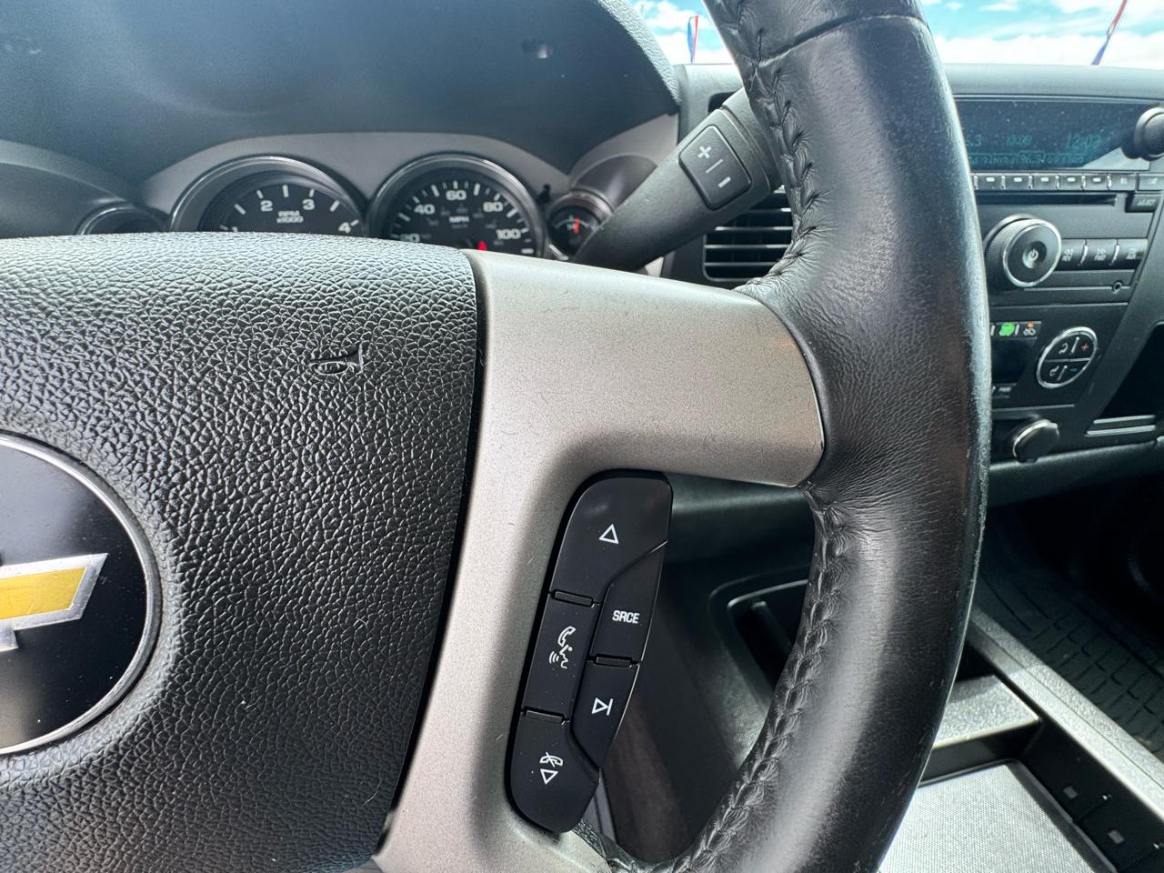 Chevrolet Silverado 2500HD LT Crew Cab 4WD 2013