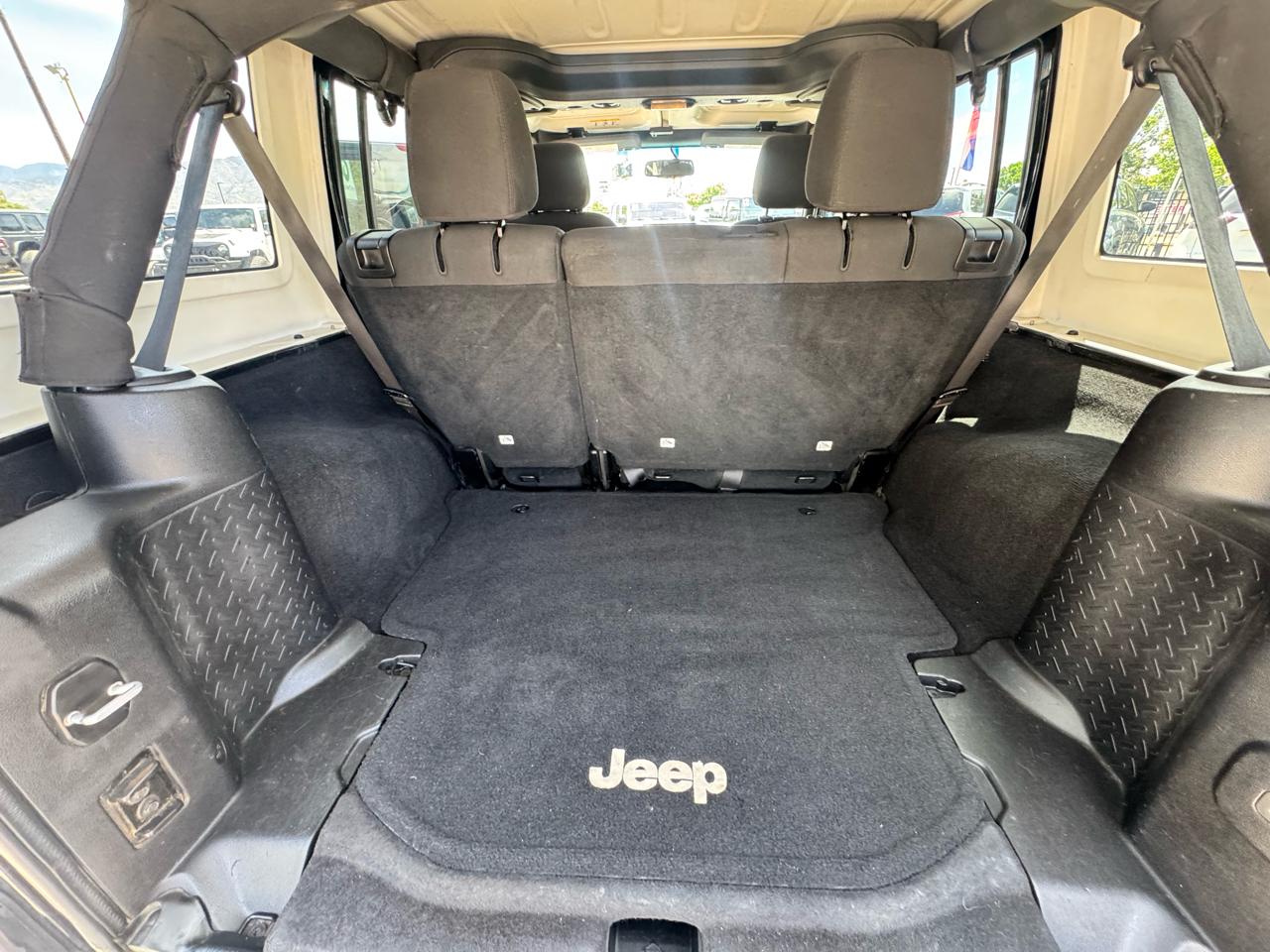 Jeep Wrangler Unlimited Sport 4WD 2015