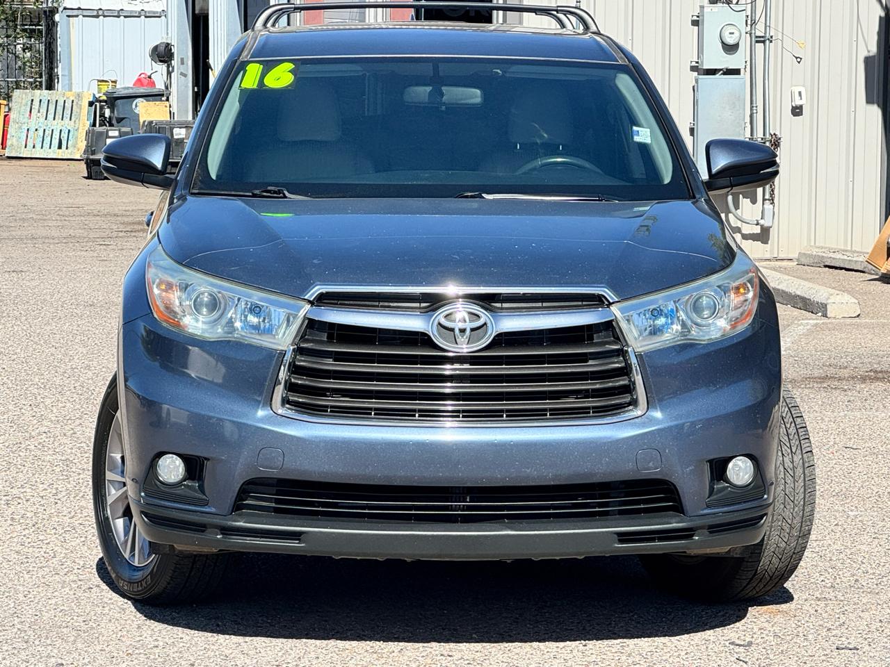 Toyota Highlander LE AWD V6 2016