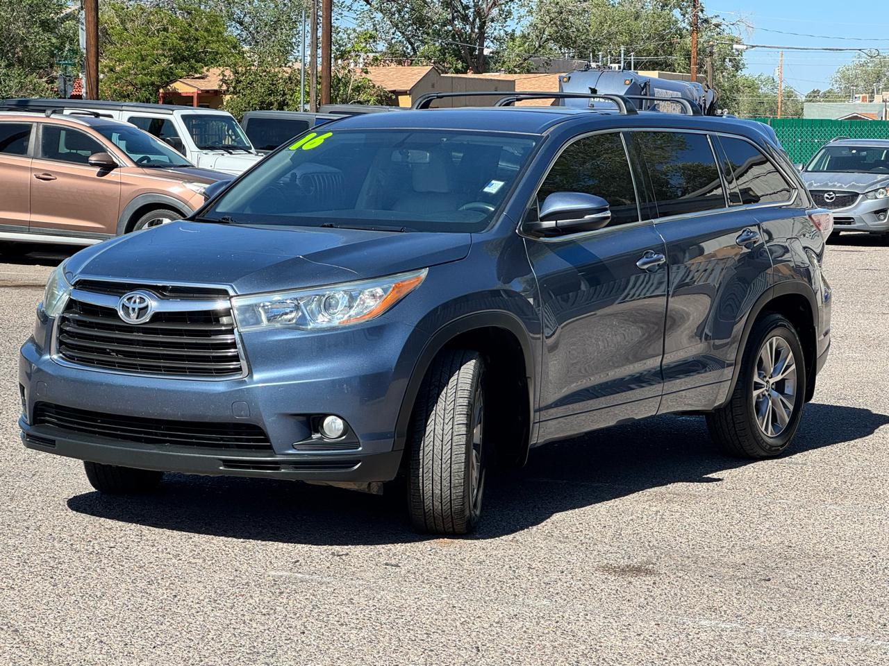 Toyota Highlander LE AWD V6 2016