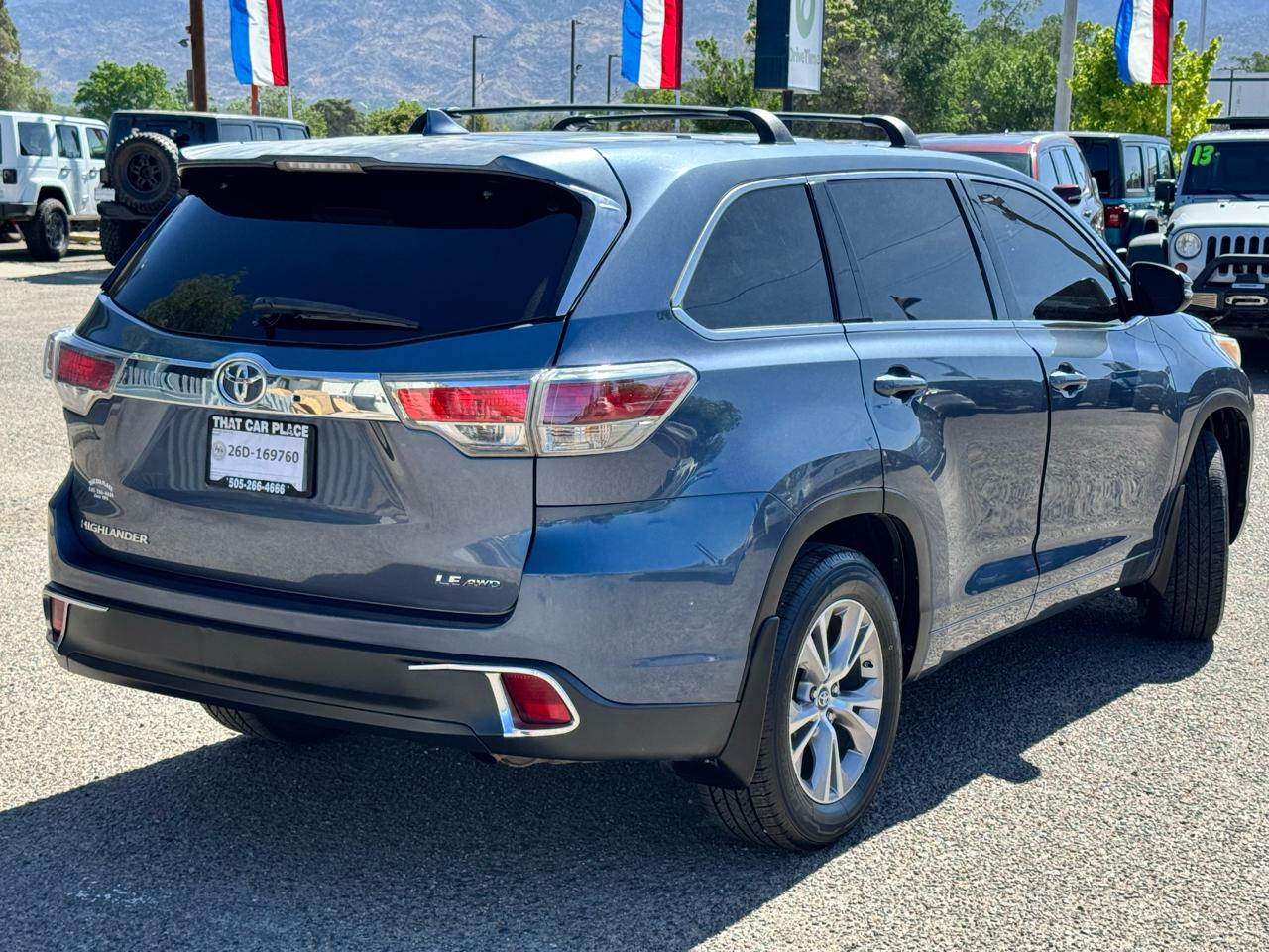 Toyota Highlander LE AWD V6 2016
