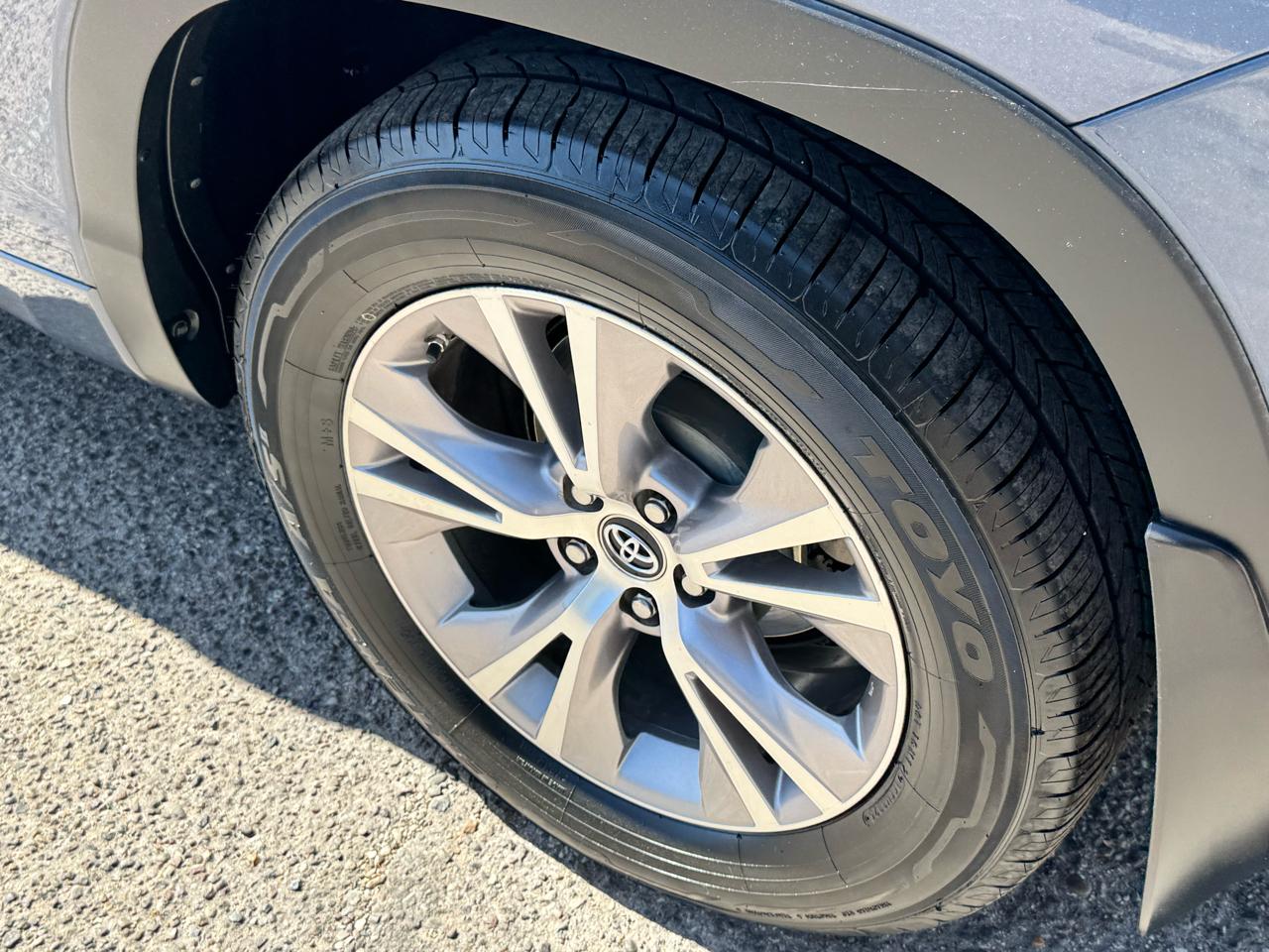 Toyota Highlander LE AWD V6 2016
