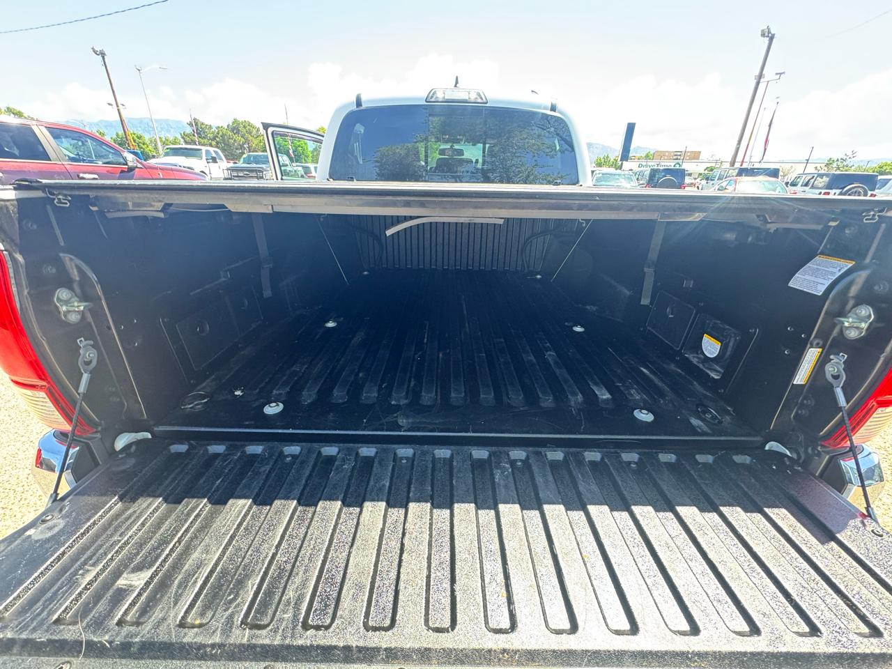 Toyota Tacoma SR5 Double Cab Long Bed V6 6AT 4WD 2017