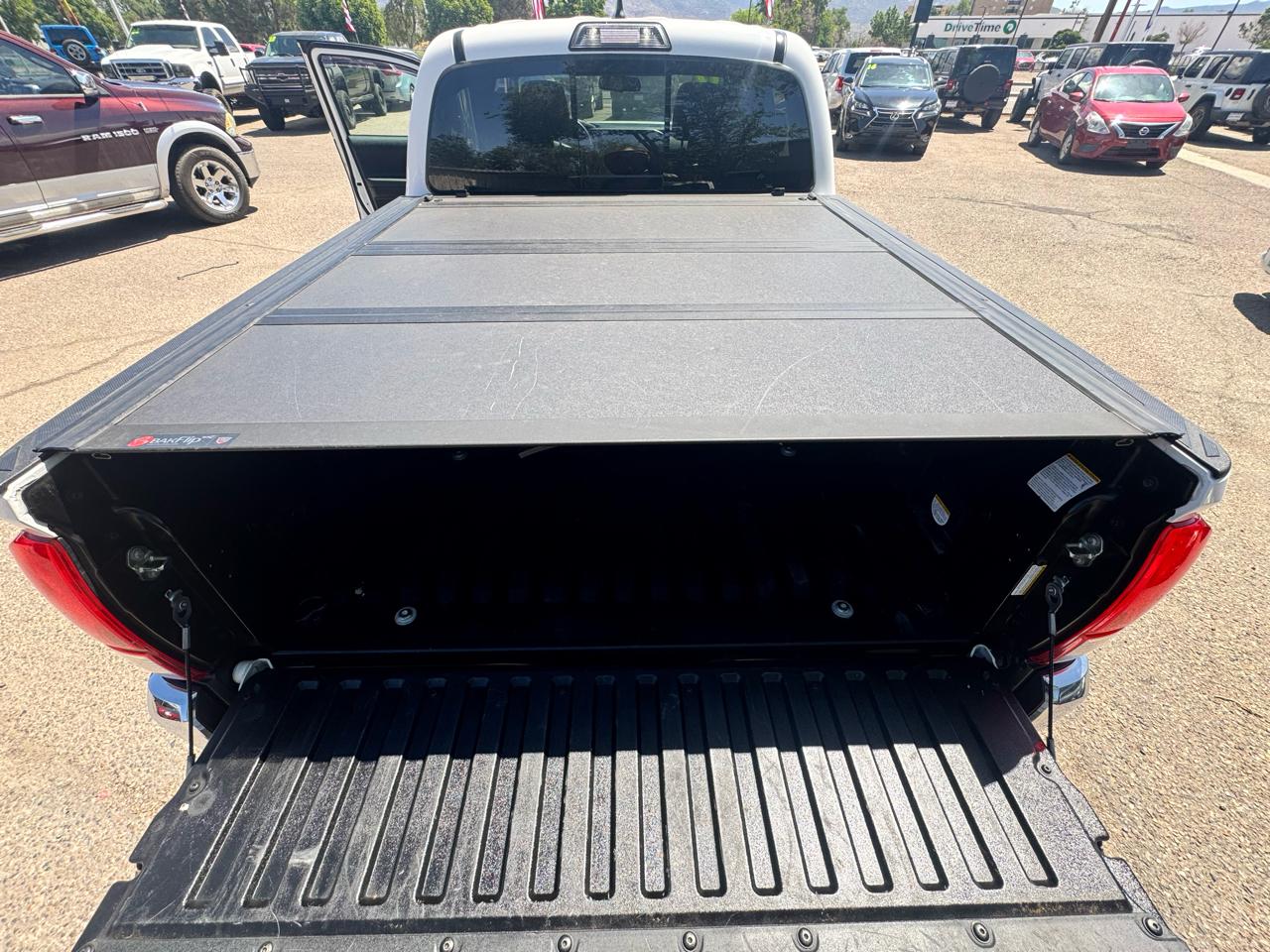 Toyota Tacoma SR5 Double Cab Long Bed V6 6AT 4WD 2017