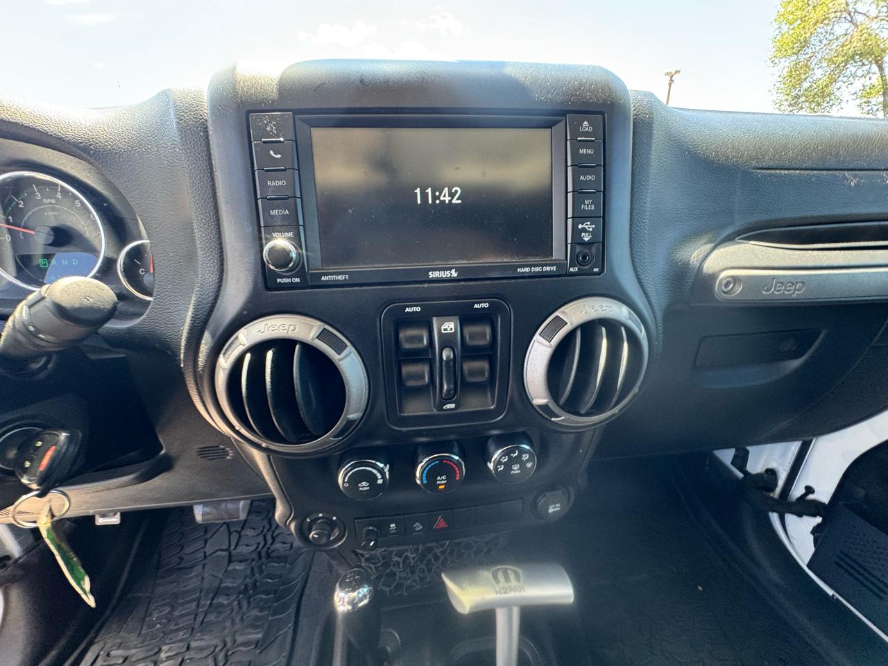 Jeep Wrangler Unlimited Sport 4WD 2015