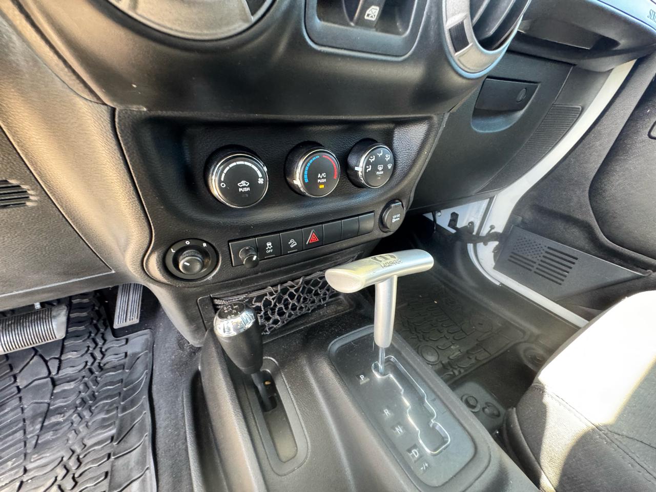 Jeep Wrangler Unlimited Sport 4WD 2015