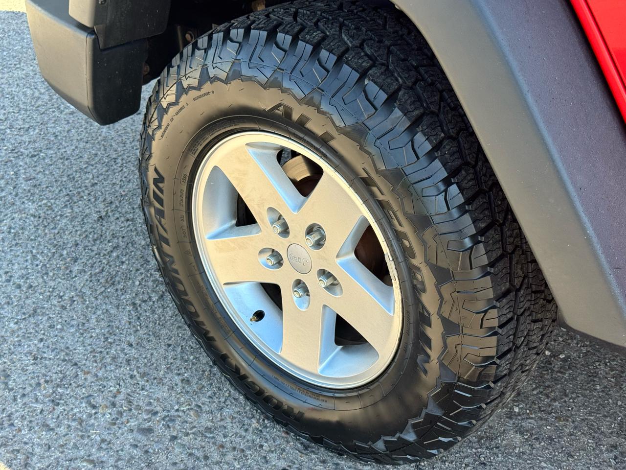 Jeep Wrangler Unlimited Sport 4WD 2013