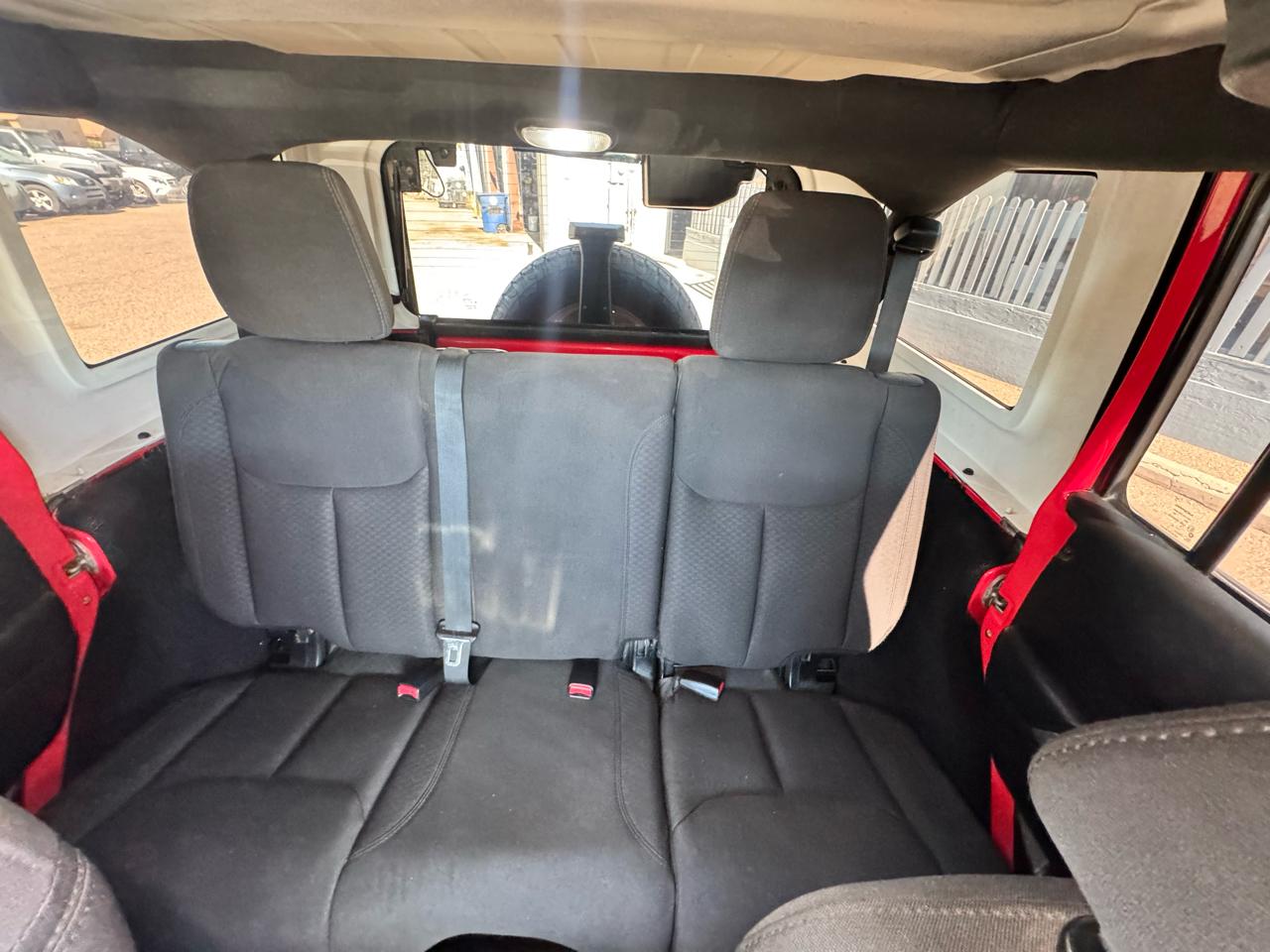 Jeep Wrangler Unlimited Sport 4WD 2013