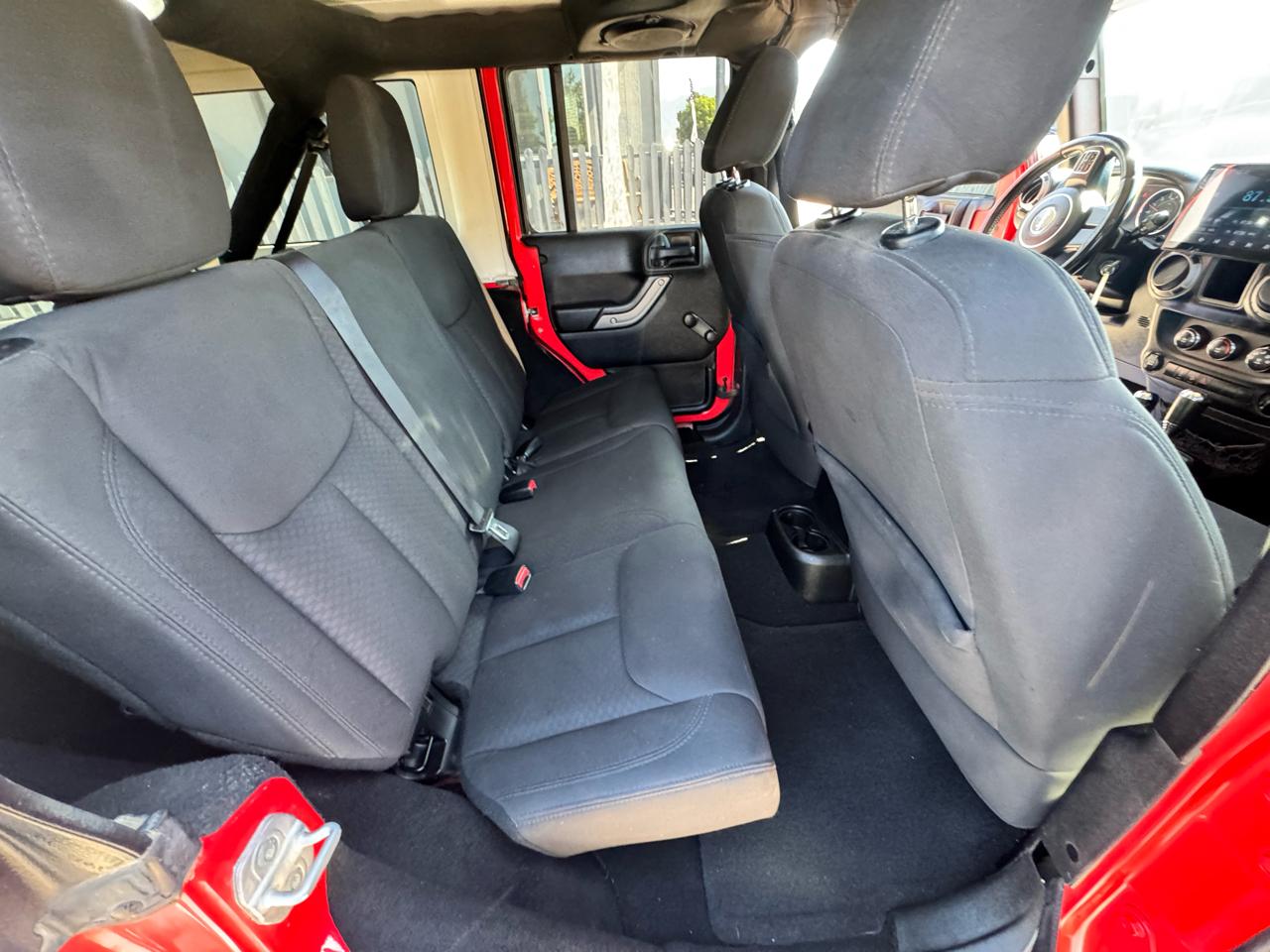 Jeep Wrangler Unlimited Sport 4WD 2013