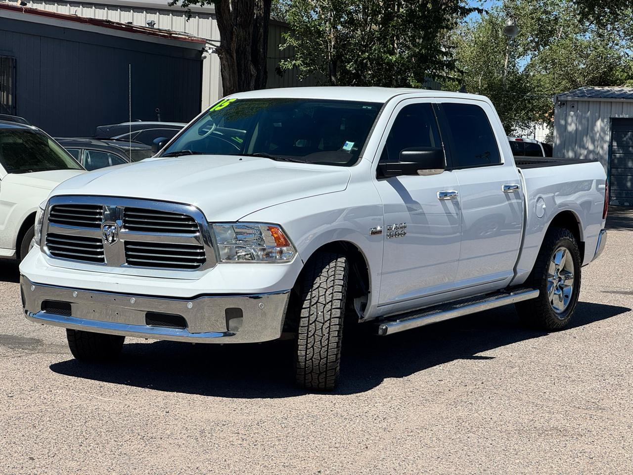 RAM 1500 Lone Star Crew Cab SB 2WD 2015