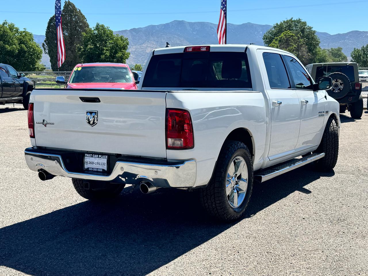 RAM 1500 Lone Star Crew Cab SB 2WD 2015