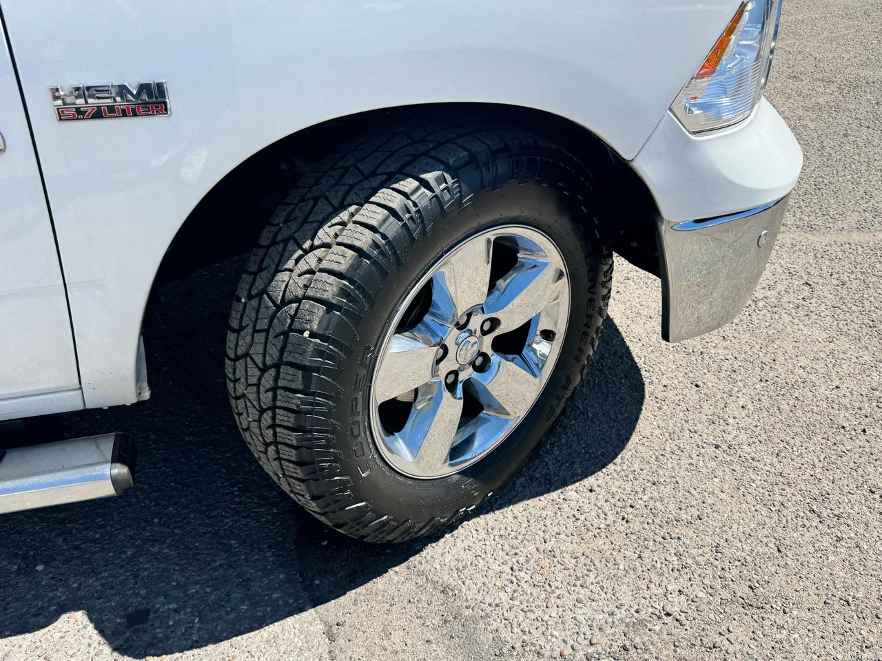 RAM 1500 Lone Star Crew Cab SB 2WD 2015