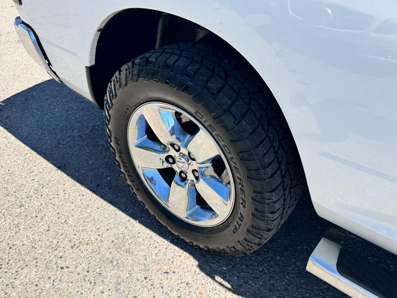 RAM 1500 Lone Star Crew Cab SB 2WD 2015