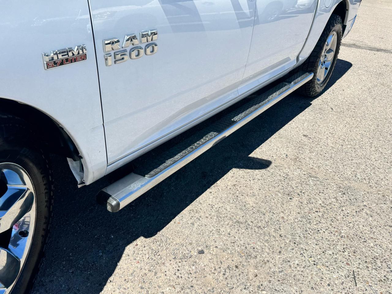 RAM 1500 Lone Star Crew Cab SB 2WD 2015