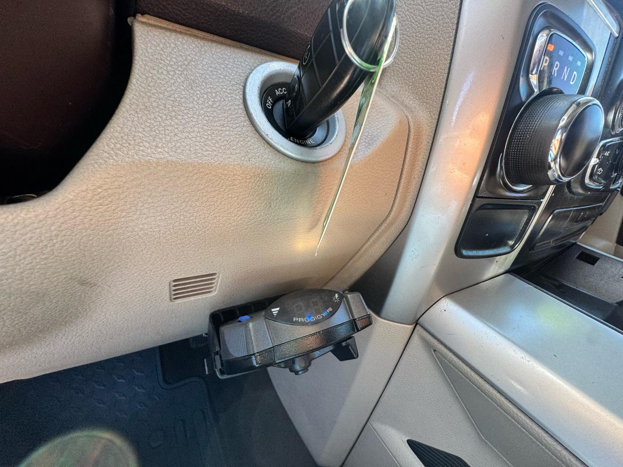 RAM 1500 Lone Star Crew Cab SB 2WD 2015