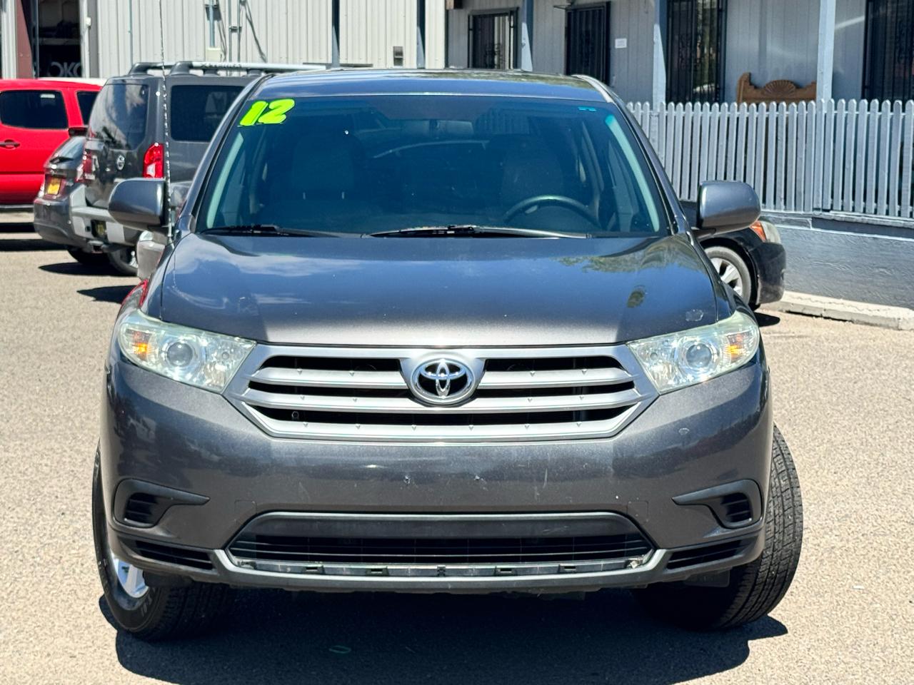 Toyota Highlander Base 2WD I4 2012