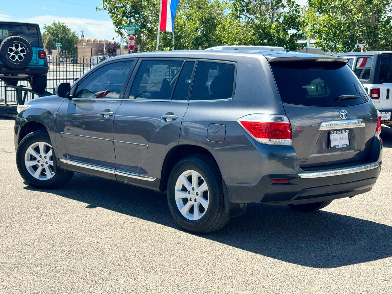 Toyota Highlander Base 2WD I4 2012