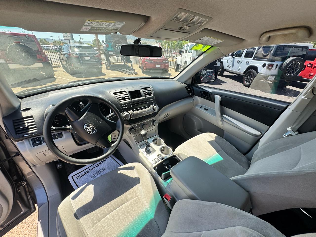 Toyota Highlander Base 2WD I4 2012
