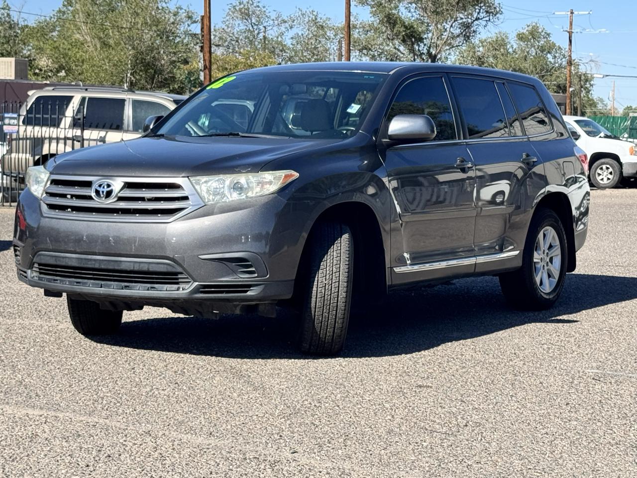Toyota Highlander Base 2WD I4 2012