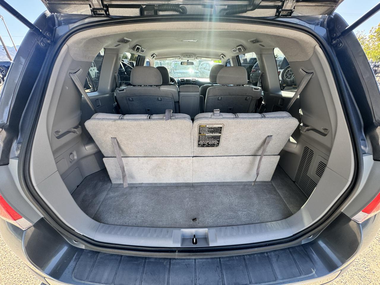 Toyota Highlander Base 2WD I4 2012