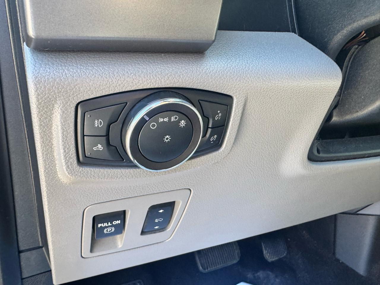 Ford F-150 XLT SuperCab 6.5-ft. Bed 4WD 2019