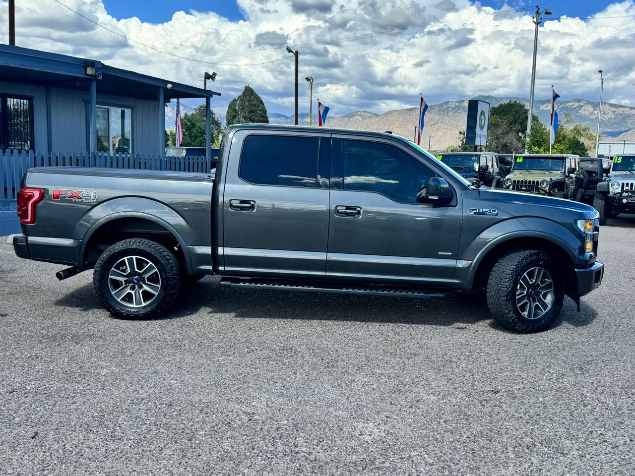 Ford F-150 Lariat SuperCrew 6.5-ft. Bed 4WD 2017