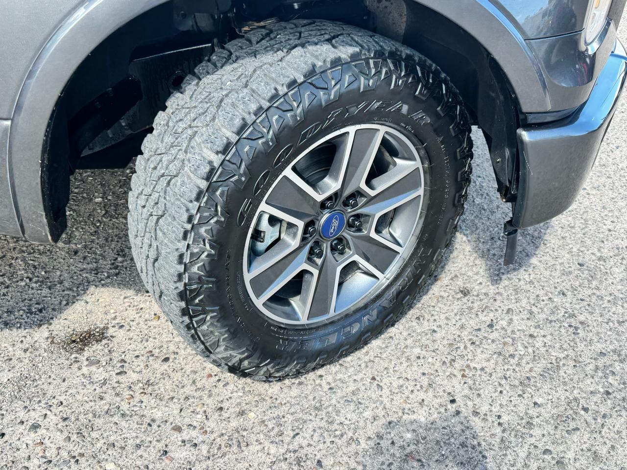 Ford F-150 Lariat SuperCrew 6.5-ft. Bed 4WD 2017