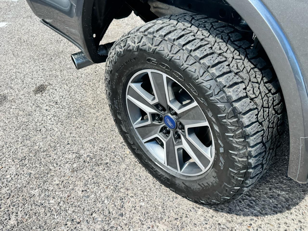 Ford F-150 Lariat SuperCrew 6.5-ft. Bed 4WD 2017