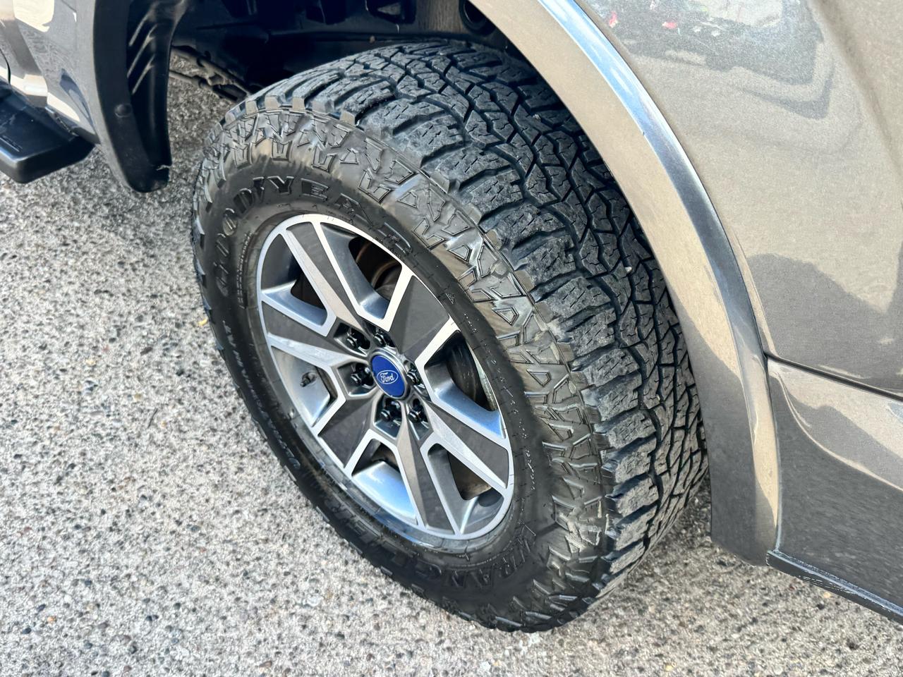 Ford F-150 Lariat SuperCrew 6.5-ft. Bed 4WD 2017