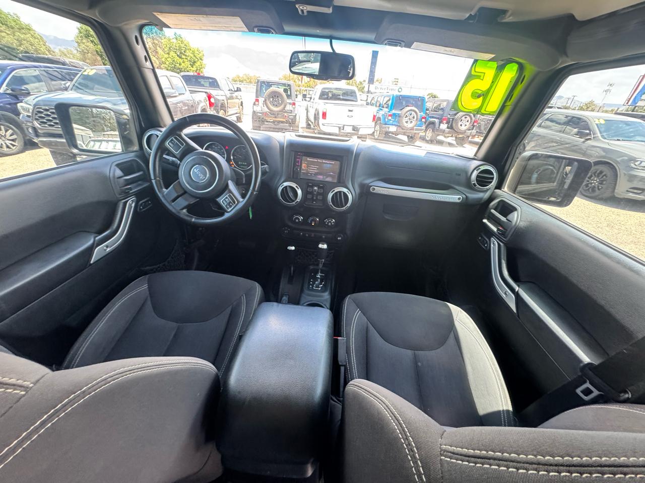 Jeep Wrangler Unlimited Sahara 4WD 2015