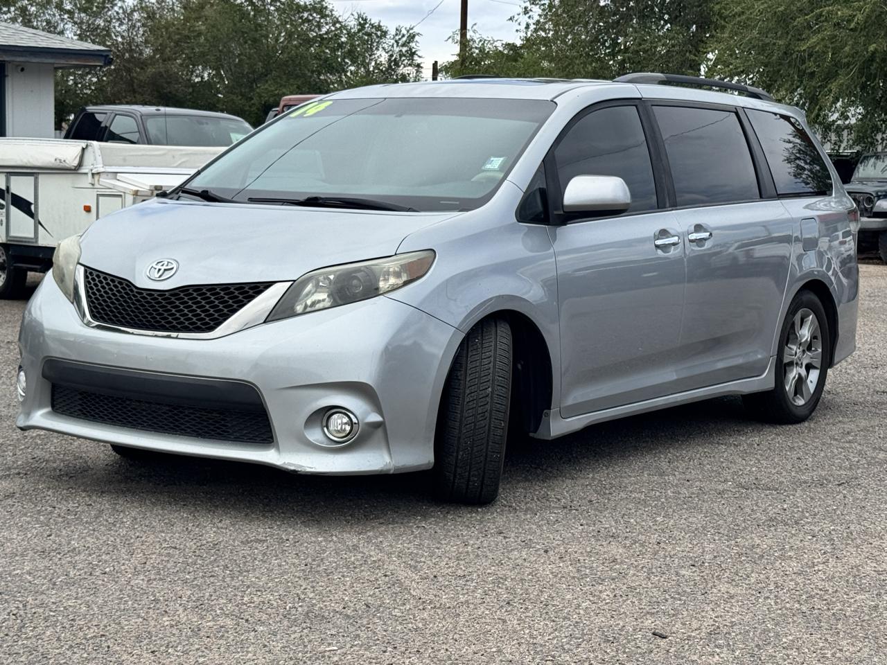 Toyota Sienna FWD 7-Passenger V6 2014
