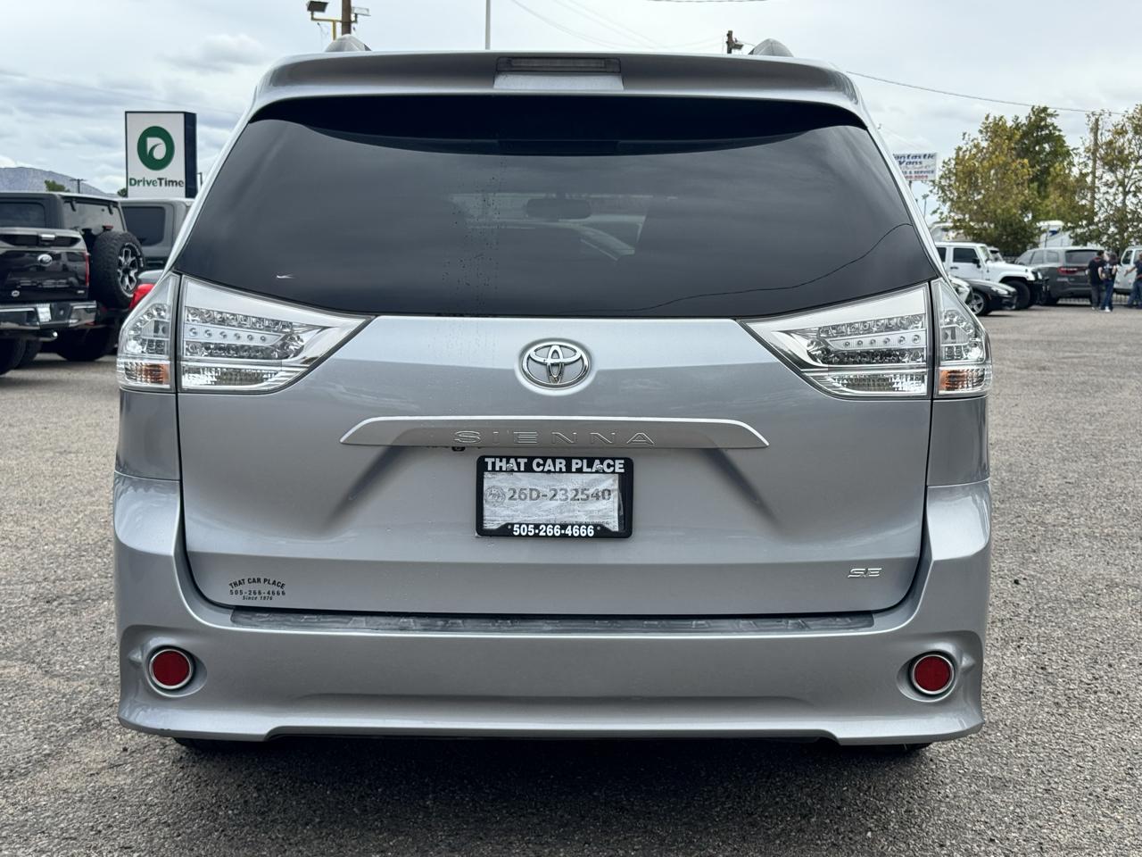 Toyota Sienna FWD 7-Passenger V6 2014