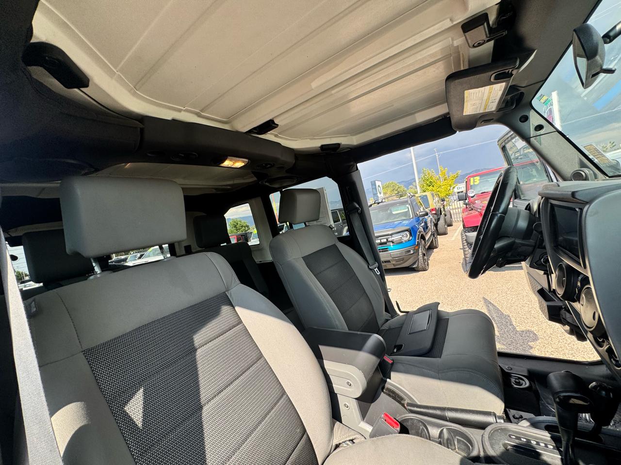 Jeep Wrangler Unlimited Rubicon 4WD 2010