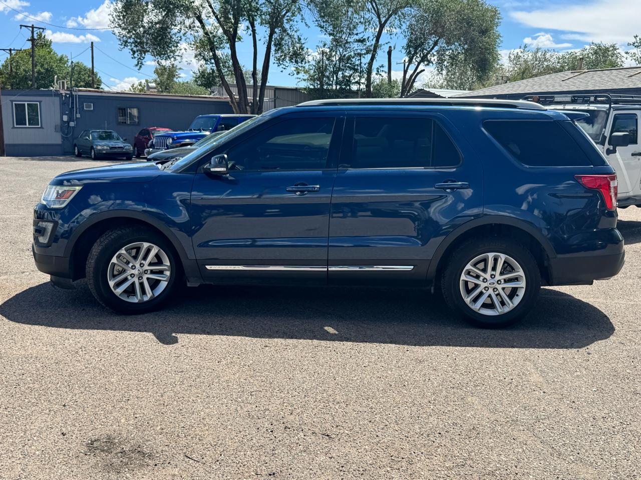 Ford Explorer XLT FWD 2017