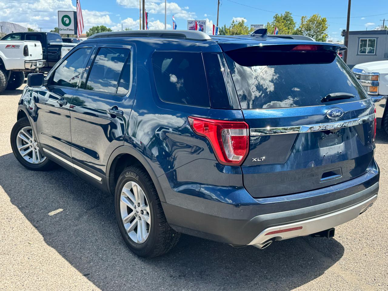 Ford Explorer XLT FWD 2017