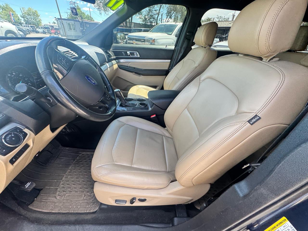 Ford Explorer XLT FWD 2017