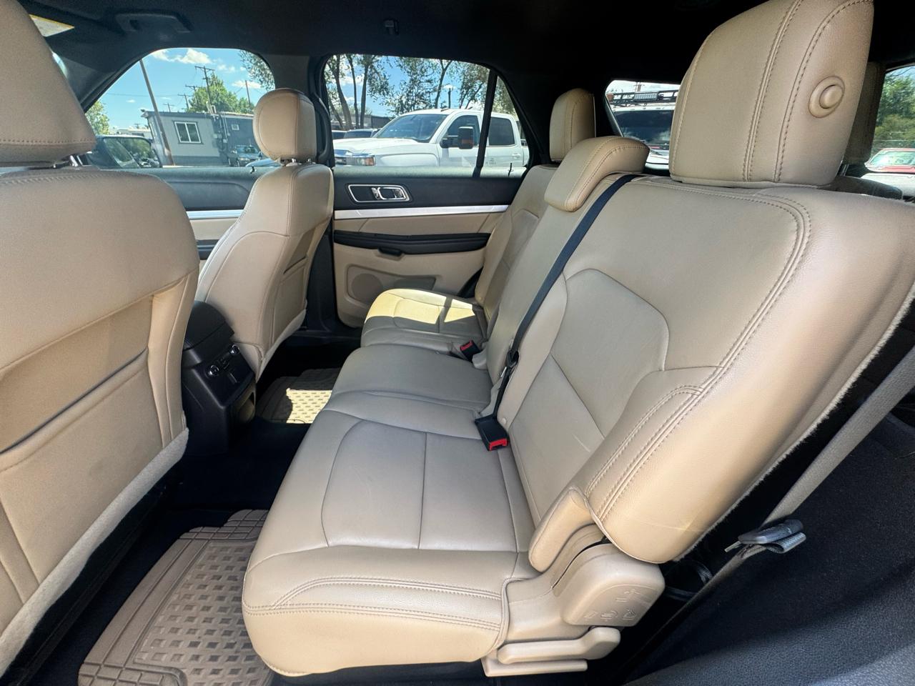 Ford Explorer XLT FWD 2017