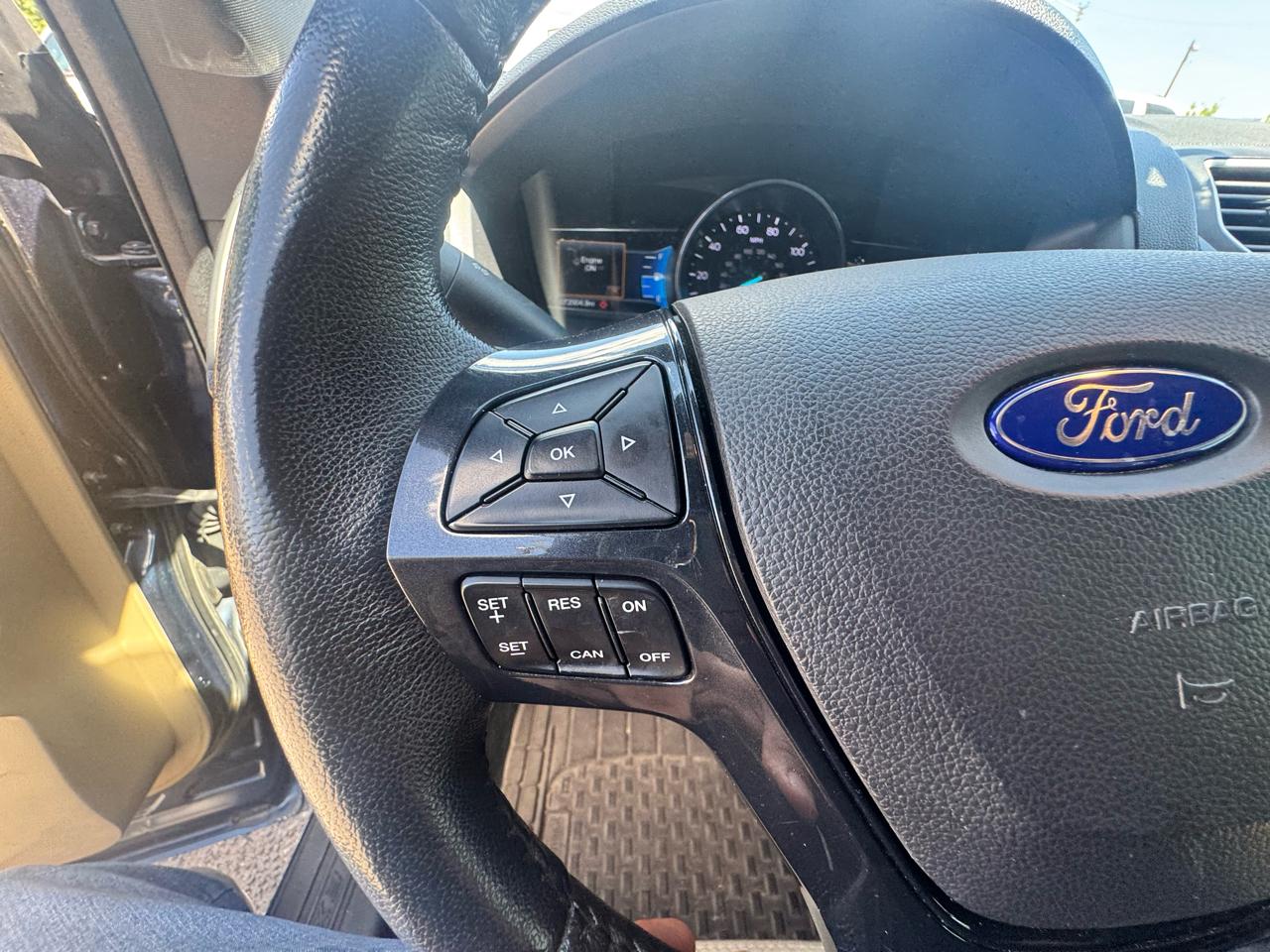 Ford Explorer XLT FWD 2017