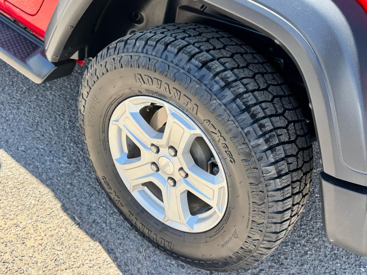 Jeep Wrangler Sport 4WD 2020