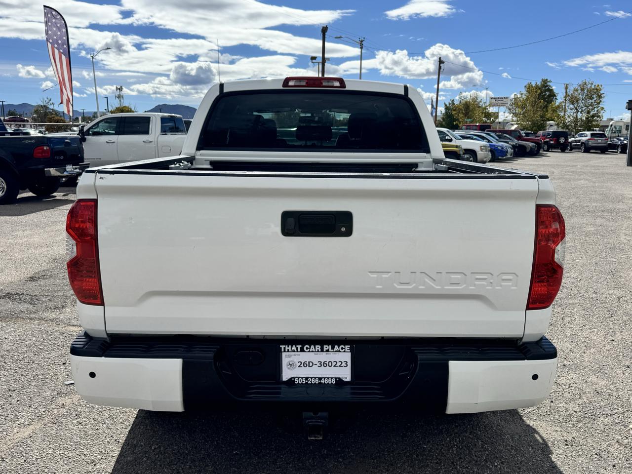 Toyota Tundra Limited 5.7L FFV CrewMax 4WD 2016
