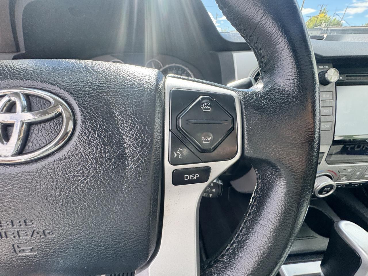 Toyota Tundra Limited 5.7L FFV CrewMax 4WD 2016