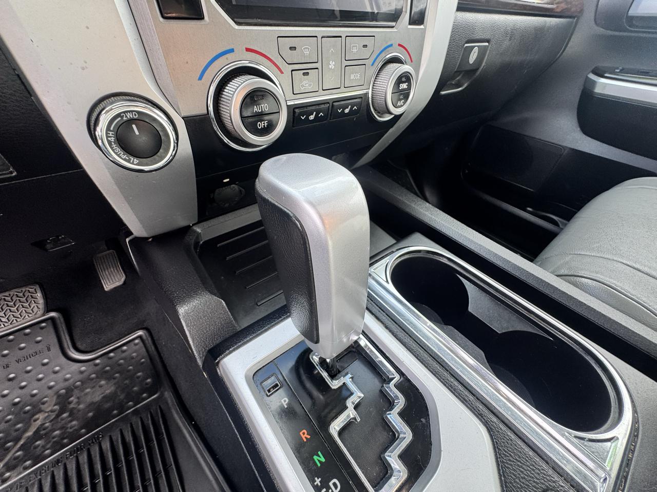 Toyota Tundra Limited 5.7L FFV CrewMax 4WD 2016