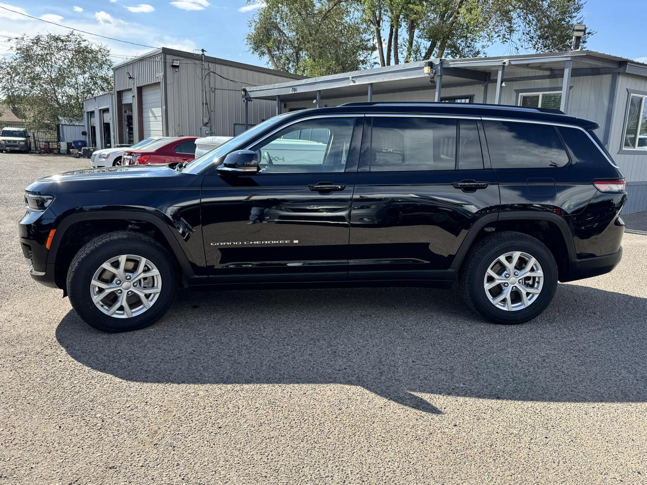 Jeep Grand Cherokee L Limited 4WD 2023