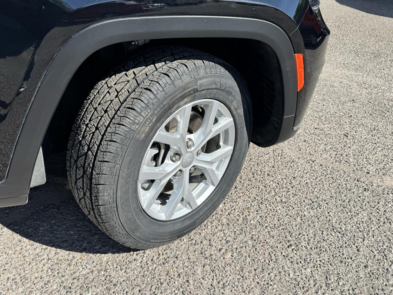 Jeep Grand Cherokee L Limited 4WD 2023
